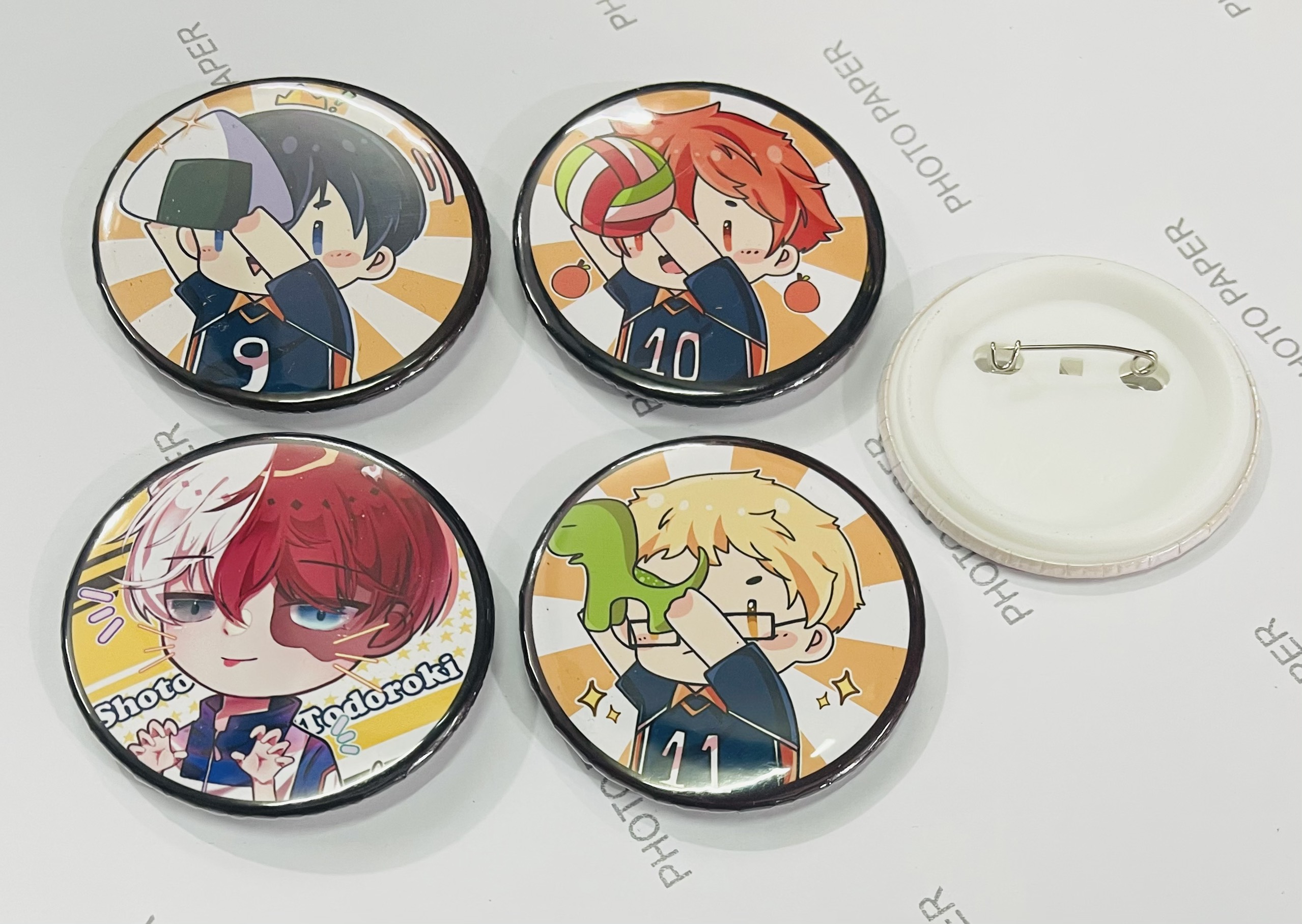 Set 4 huy hiệu My Hero Academia