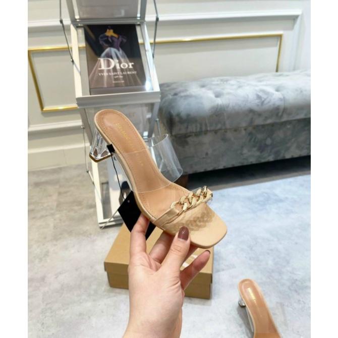 Dép Nữ Quai Trong Đính Xích