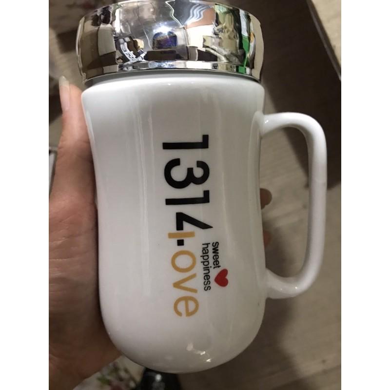 Cốc sứ nắp gương