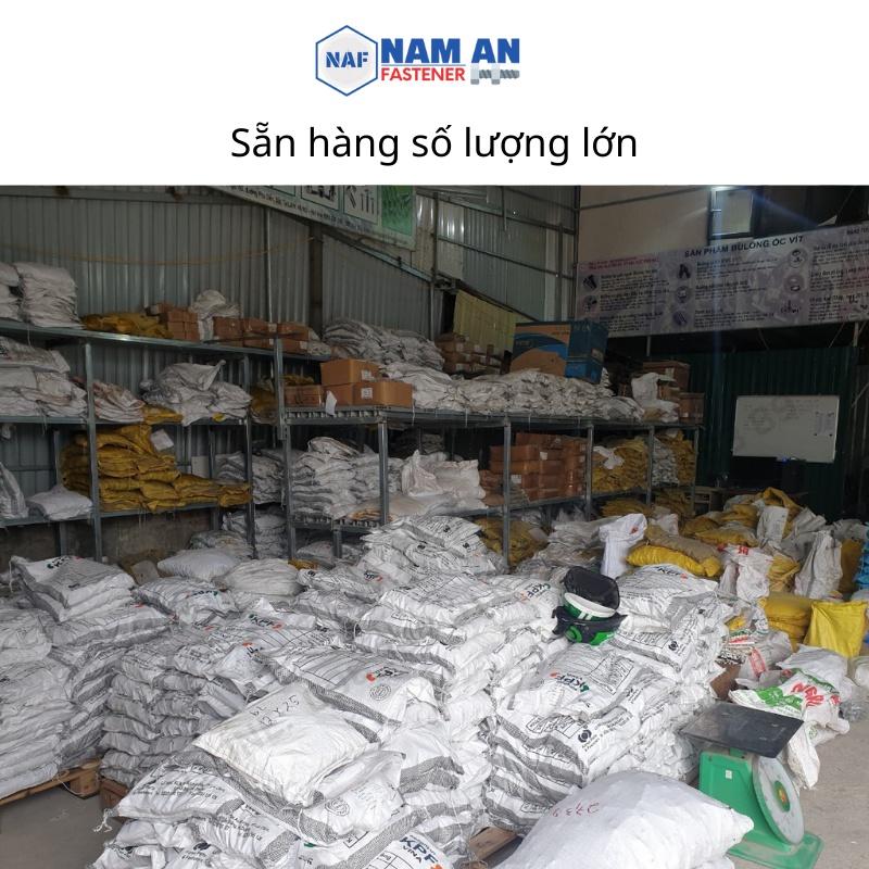Bulong M22 cấp bền 8.8, bu lông lục giác M22, bu lông 8.8, đường kính 22mm, độ dài: 80->200mm, đen mộc, mạ