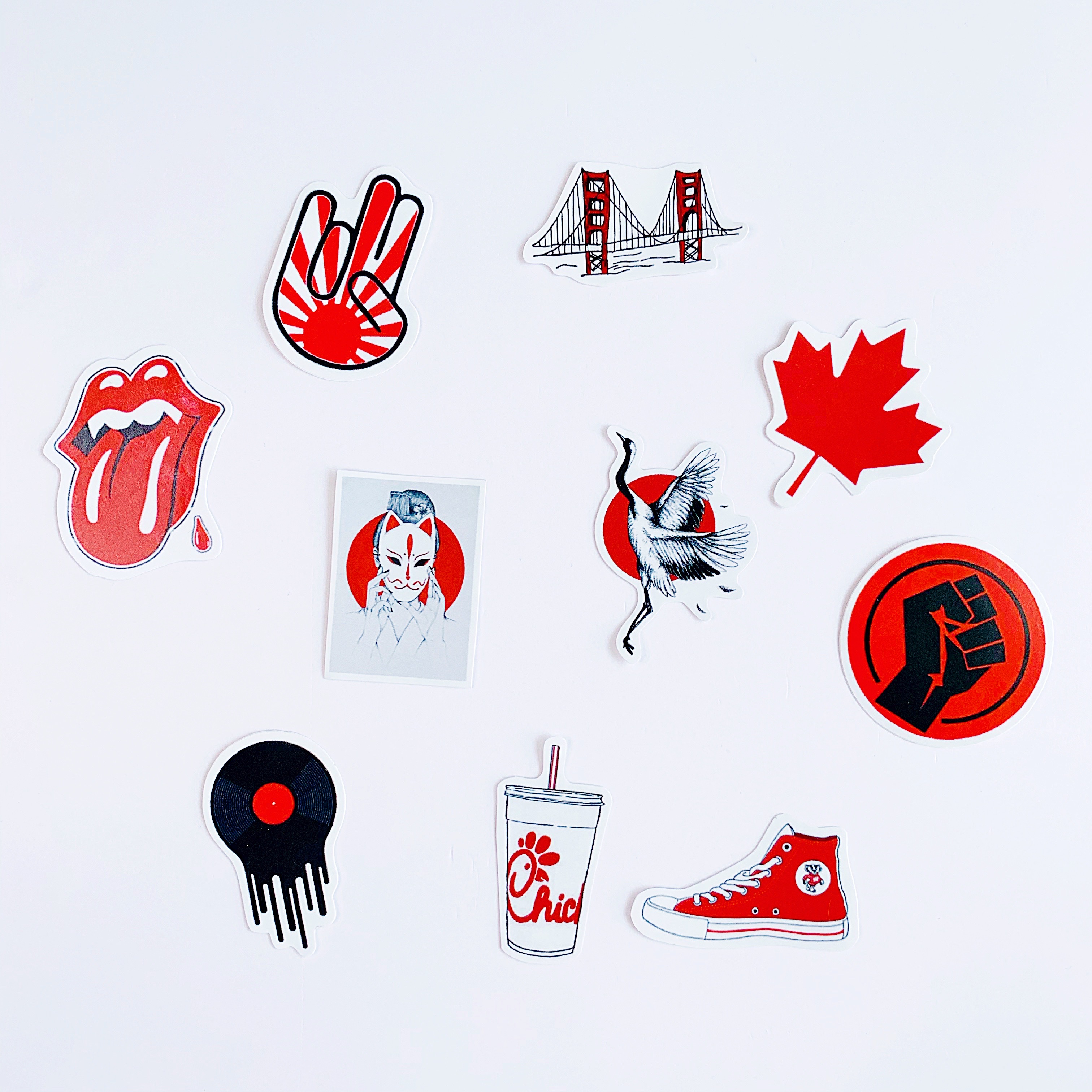 Sticker Màu Đỏ Red Ngẫu Nhiên - Chất Liệu PVC Chất Lượng Cao Chống Nước - Kích Thước 4-8cm