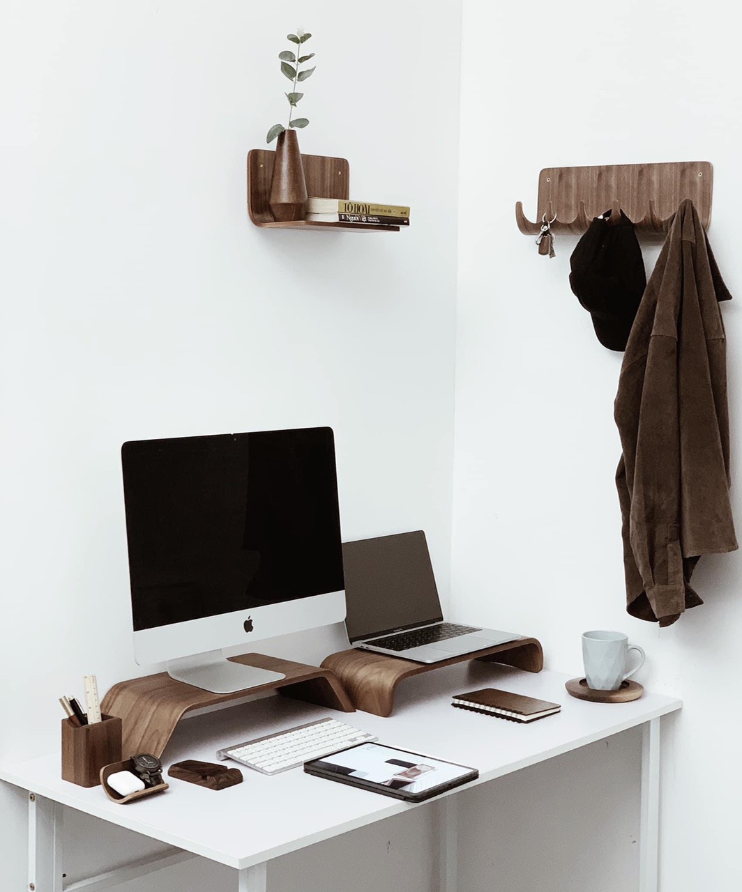 Kệ màn hình máy tính, Kệ Imac gỗ uốn cong - Veneer Walnut tự nhiên