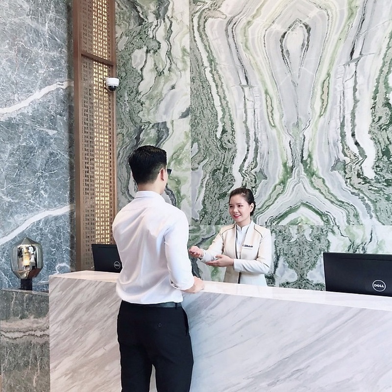 Combo 3N2Đ Từ Hà Nội, Khách Sạn D'Lecia 4* Bãi Cháy, Xe Đưa Đón Khứ Hồi Dành Cho 01 Người