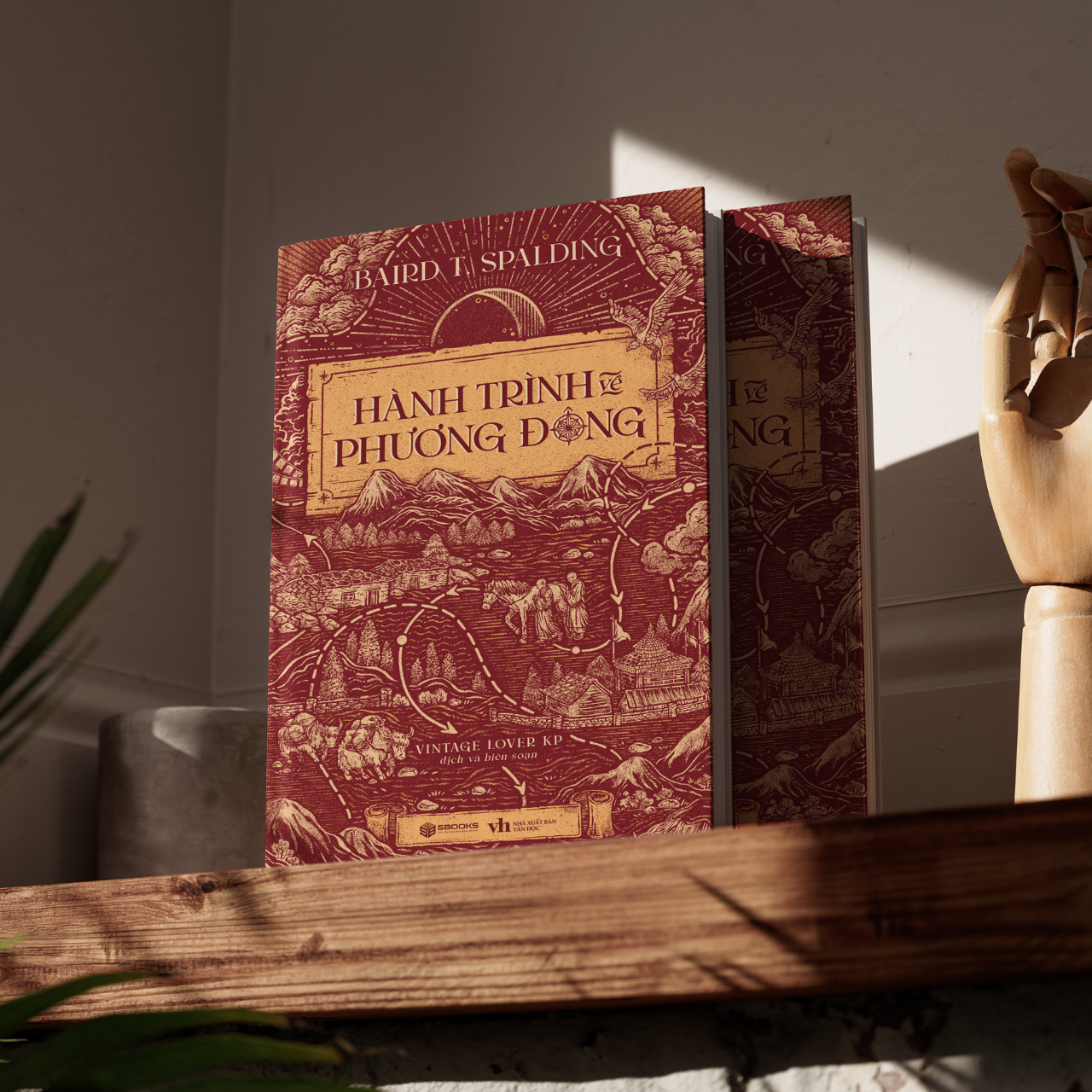 Combo 2 Cuốn Sách: Hành Trình Về Phương Đông + Ánh Sáng Tâm Linh - SBOOKS