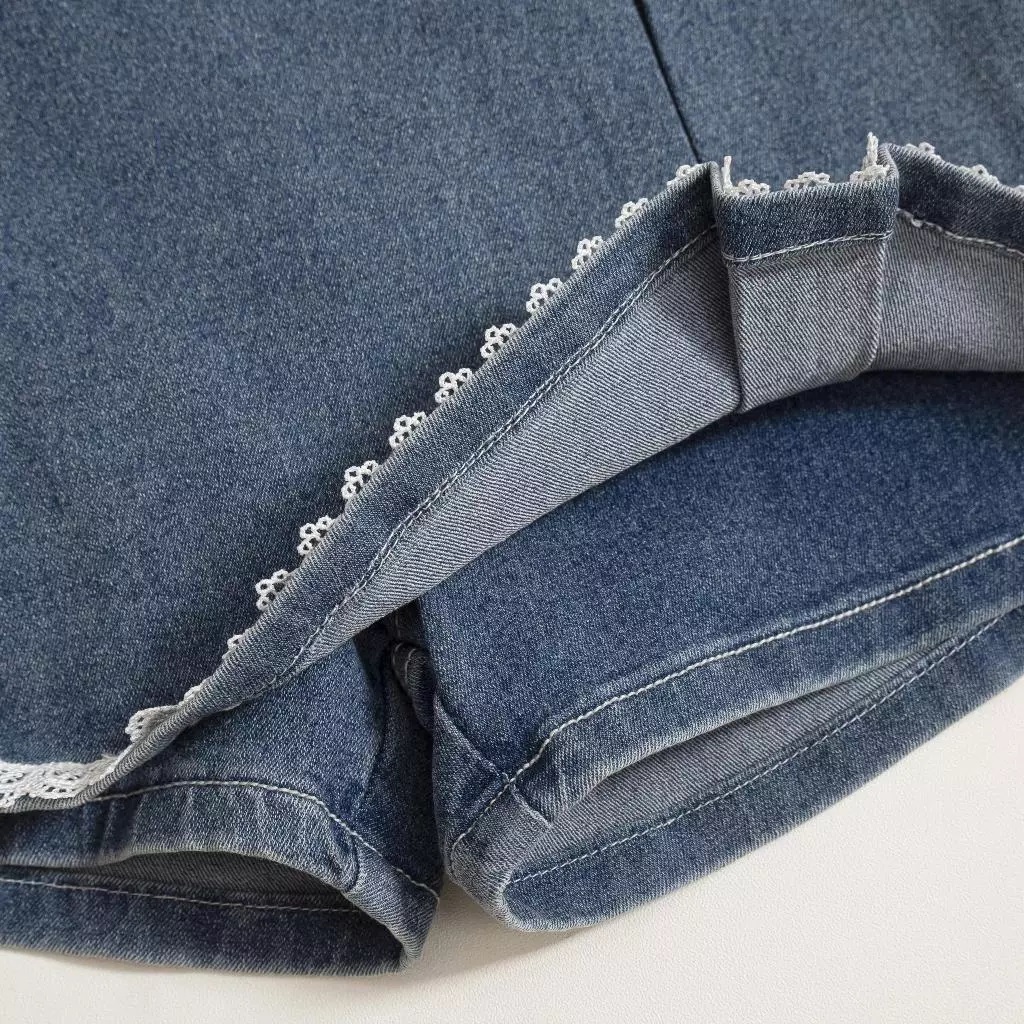 Quần Giả Váy Jean Bé Gái Xếp Ly Đính 2 Nơ Viền Ren Dễ Thương 12-45kg Dành Cho Bé Gái