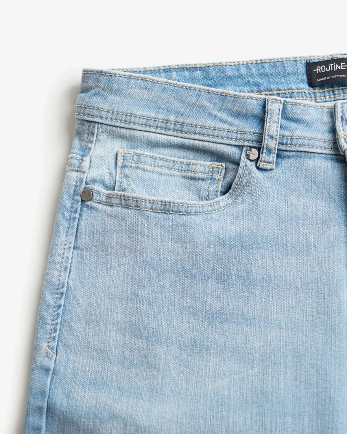 Quần jean nam màu Xanh nhạt Vải mềm Form Slim - ROUTINE 10F25DPA040