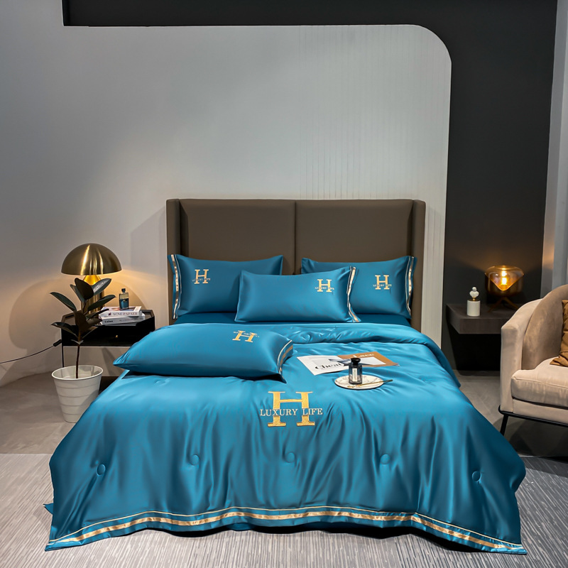 Bộ Chăn Ga Gối Đệm 5 Món Mùa Hè Phi Lụa Tencel Cao Cấp Sang Trọng Mềm Mại