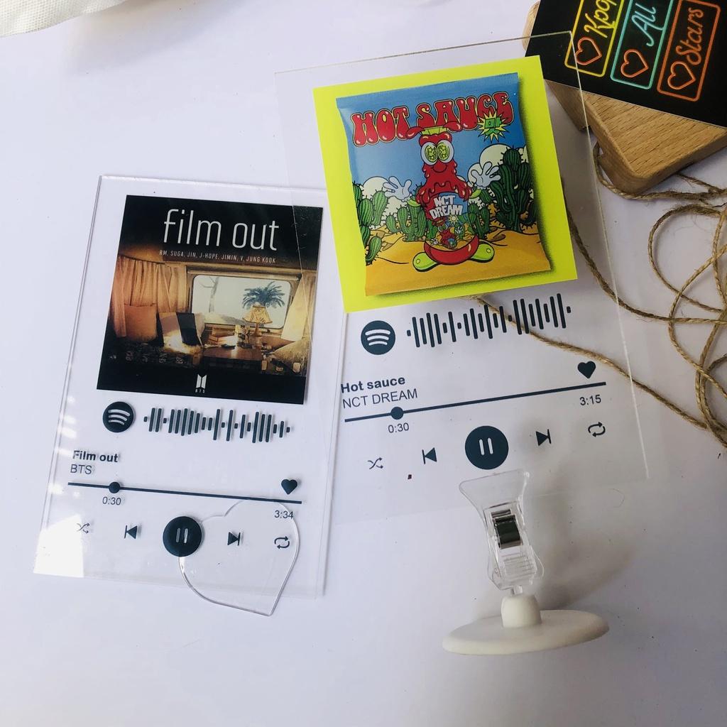 Khung frame bản nhạc trang trí NCT DREAM HOT SAUCE làm bằng mica trong có mã spotify có thể quét được