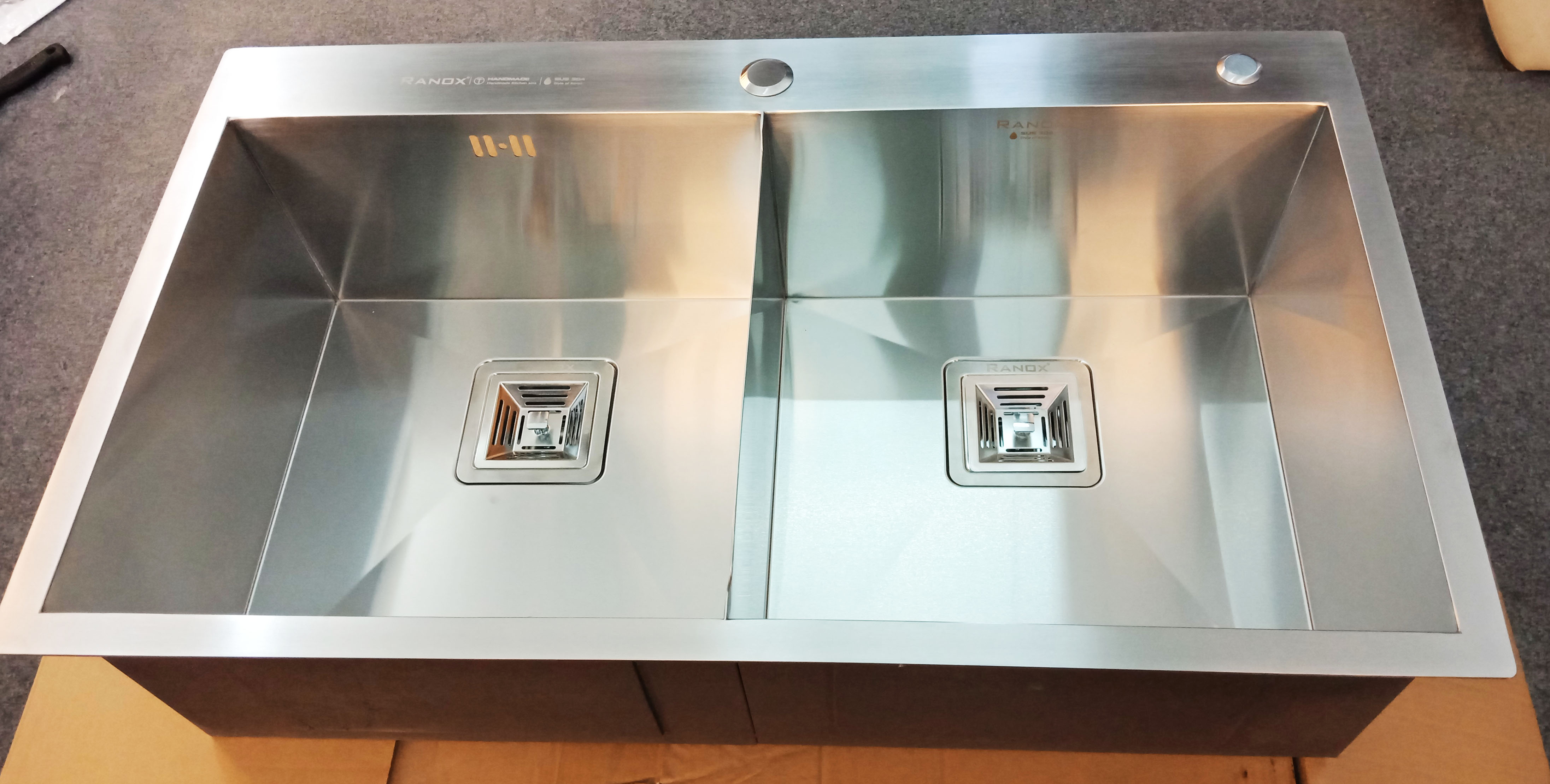 Combo bộ rửa bát RANOX + Vòi rửa RN44661