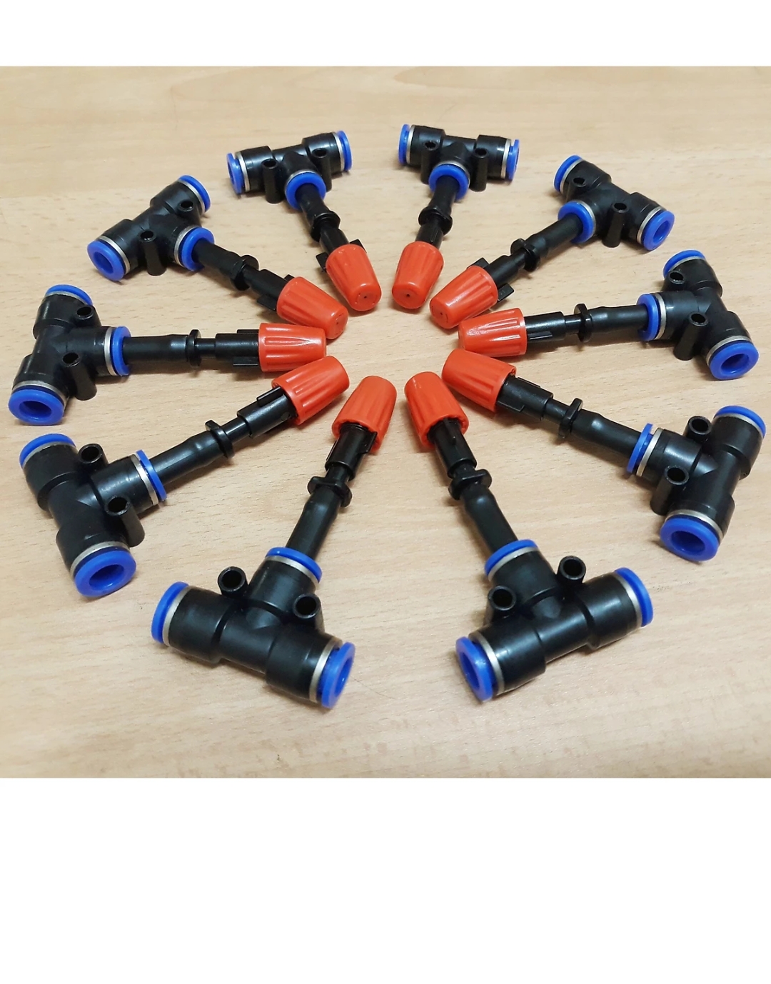 10 béc phun sương tưới cây 1 hướng và T nối nhanh