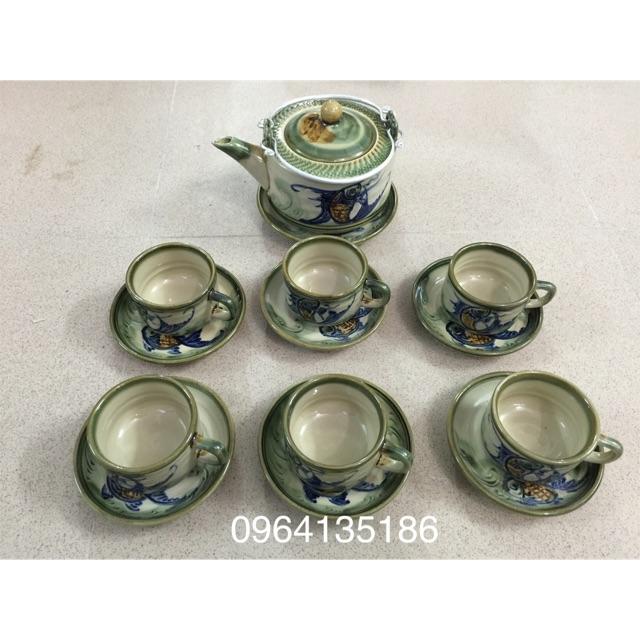 Bộ ấm chén vai vuông vẽ cá gốm sứ Bát Tràng