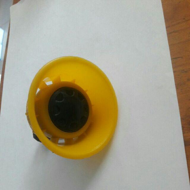 Béc loa 8 lỗ phun giá tốt - màu vàng