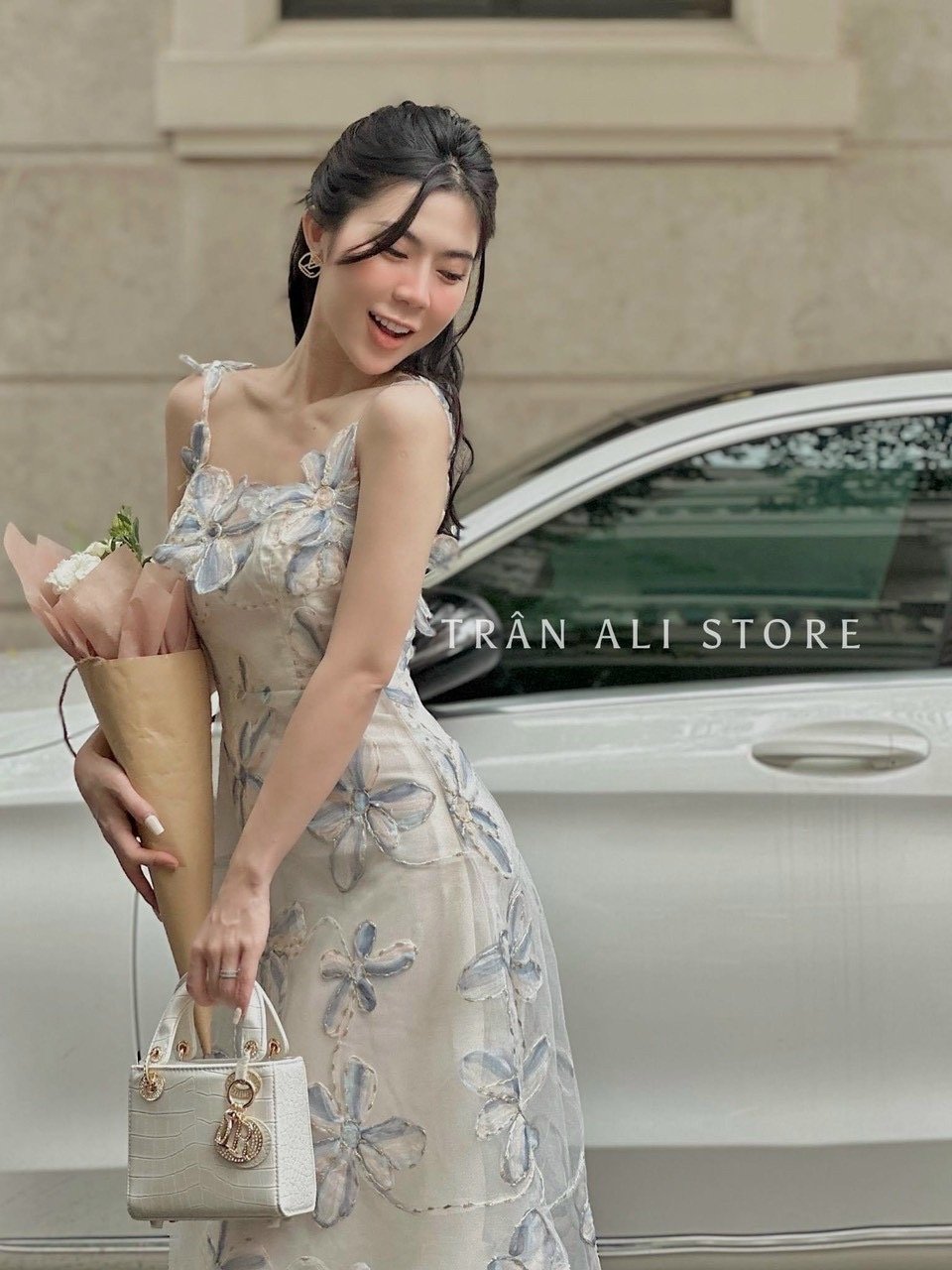 Đầm 2 dây hoa nổi sang trọng đầm hoa dự tiệc