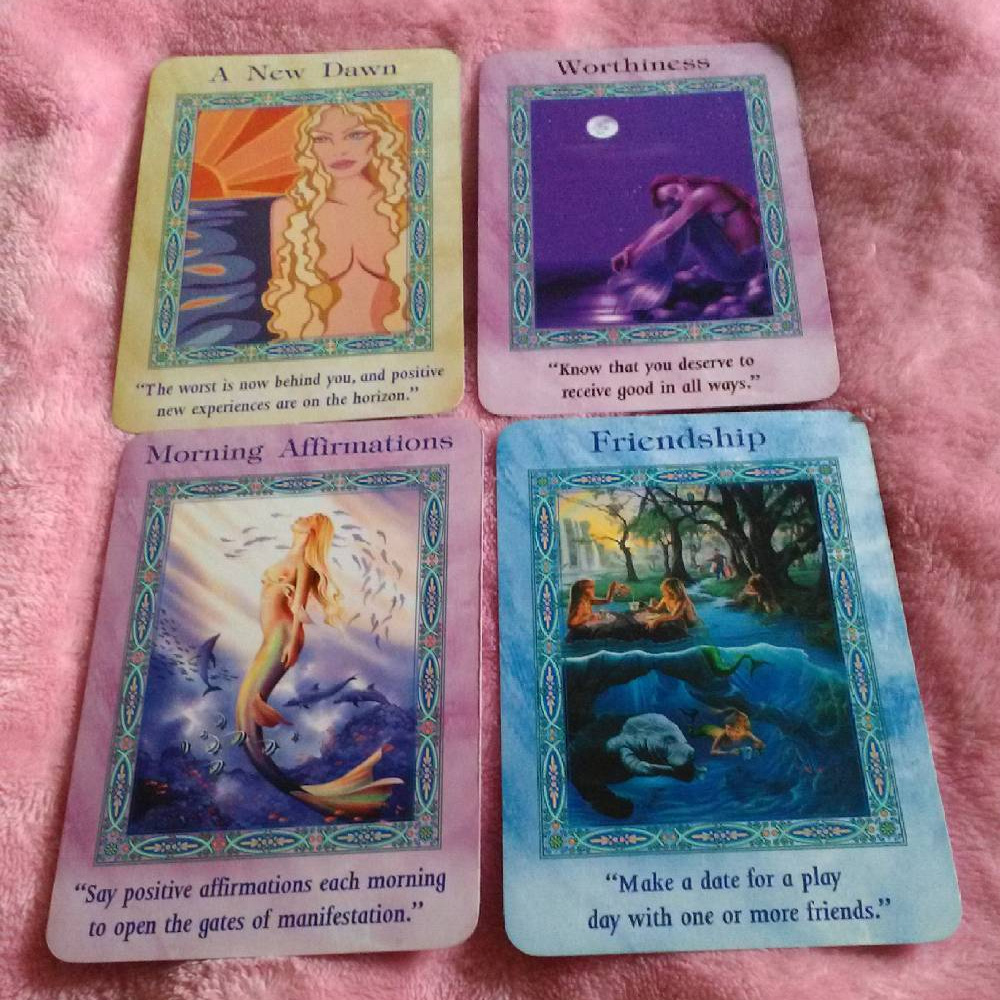 Bộ bài Magical Mermaids and Dolphins Oracle Cards