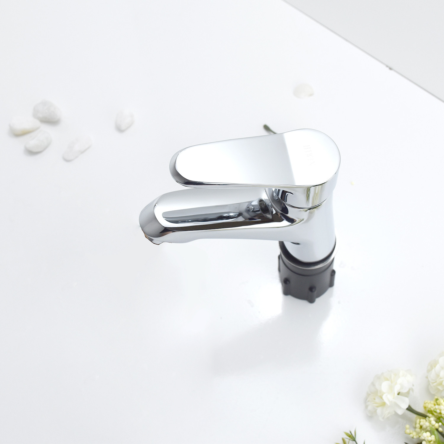 Combo  vòi lavabo KF-211 chất liệu inox 304 Hiwin cao cấp và Vòi bếp nóng lạnh chất liệu đồng KF-923 Hiwin