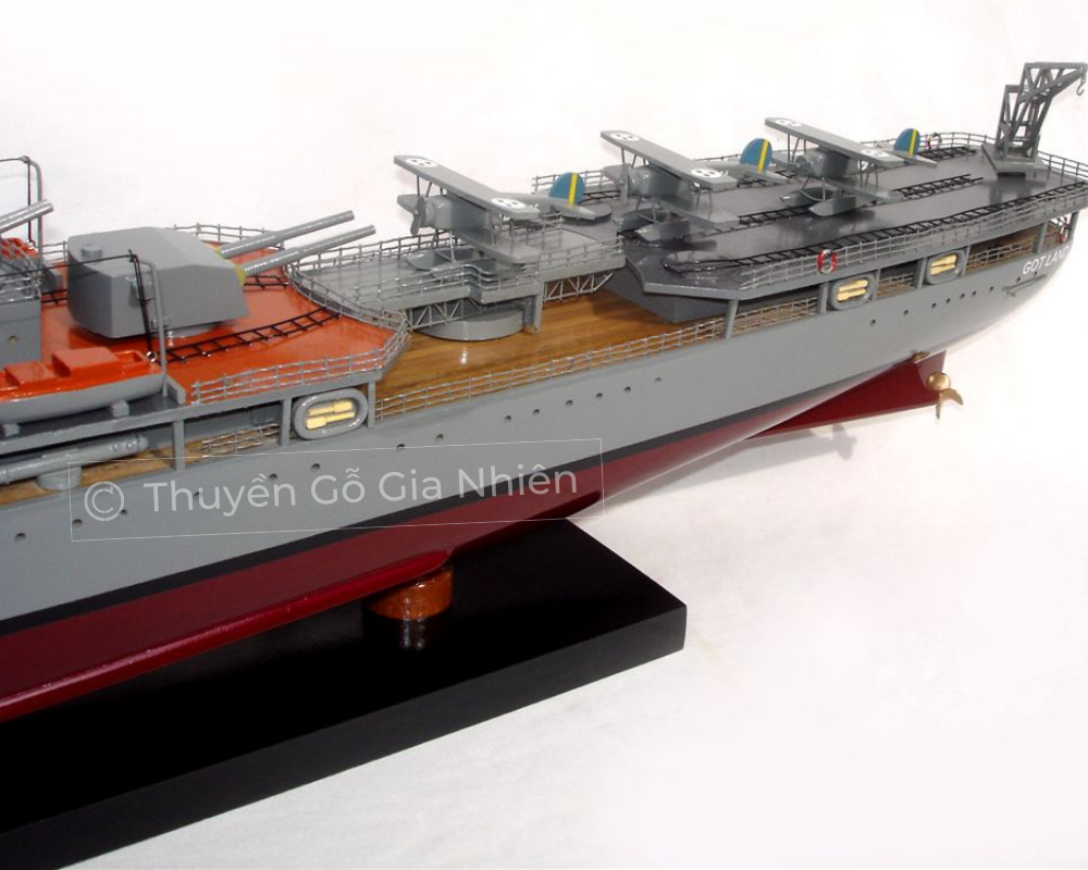 Mô Hình Thuyền Gỗ Phong Thủy Dạng Thuyền Chiến HMS GOTLAND Chính Hãng Hàng Xuất Khẩu Chất Lượng Cao