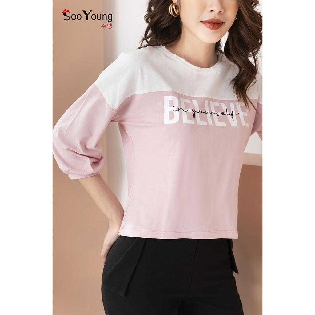 Áo thun hồng vai chờm phối ngực tay lỡ chất cotton -Sooyoung