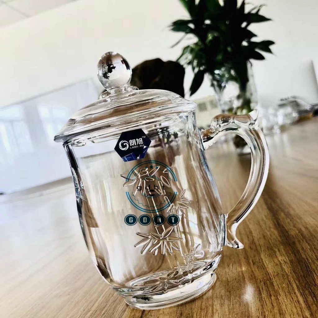 Ly/ cốc thủy tinh có quai cầm và nắp đậy dung tích 300ml