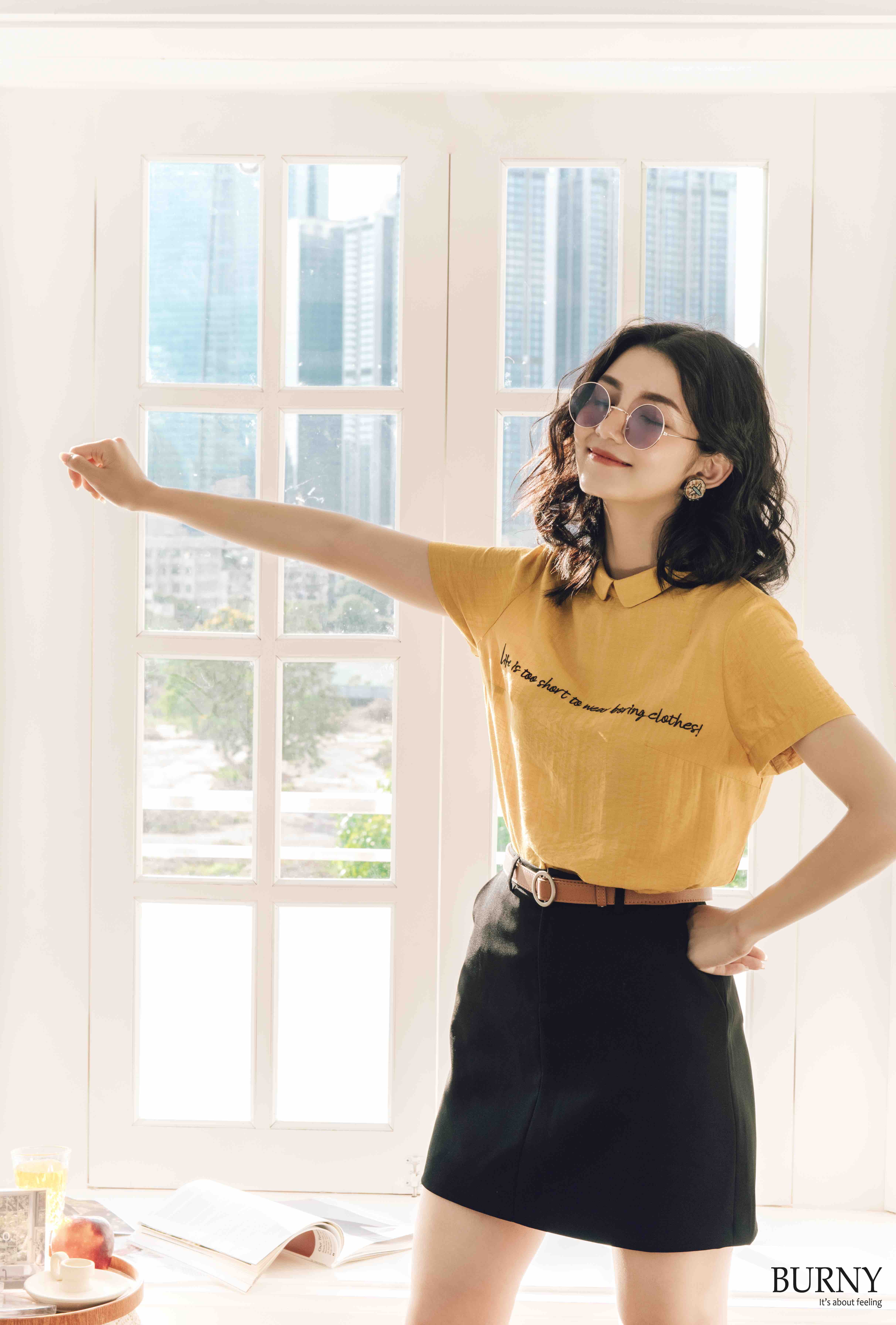 Áo sơ mi màu vàng Peter Pan Blouse Burny A3004312V