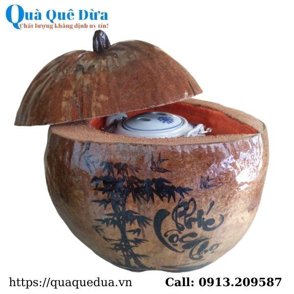 Bình Giữ Ấm Trà Trái Dừa Hoa Văn Lồng Chữ “Phúc Lộc Thọ” Và Bình Trà 400 - 950ml - Sản Phẩm Được Sản Xuất Tại Bến Tre