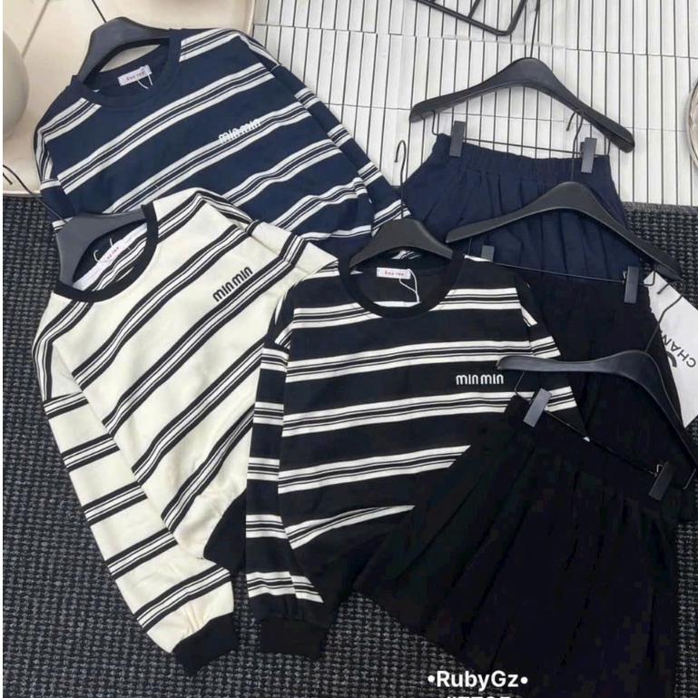 set áo len chân váy,áo len tay dài thêu chữ miumiu mix chân váy xoè có quần bảo hộ T111 BY JOLIE - Be