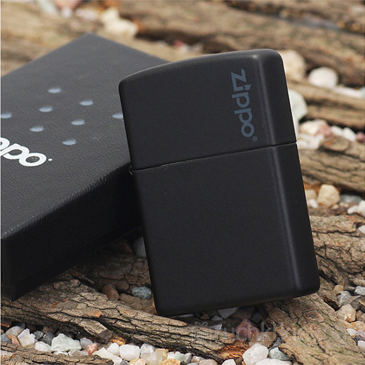 Bật Lửa Zippo Black Matte Với Logo