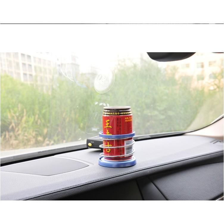 1 giá đỡ chai nước gắn xe hơi tiện lợi
