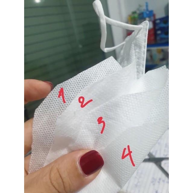 1 chiếc Khẩu trang 4 lớp công nghệ Hàn Quốc