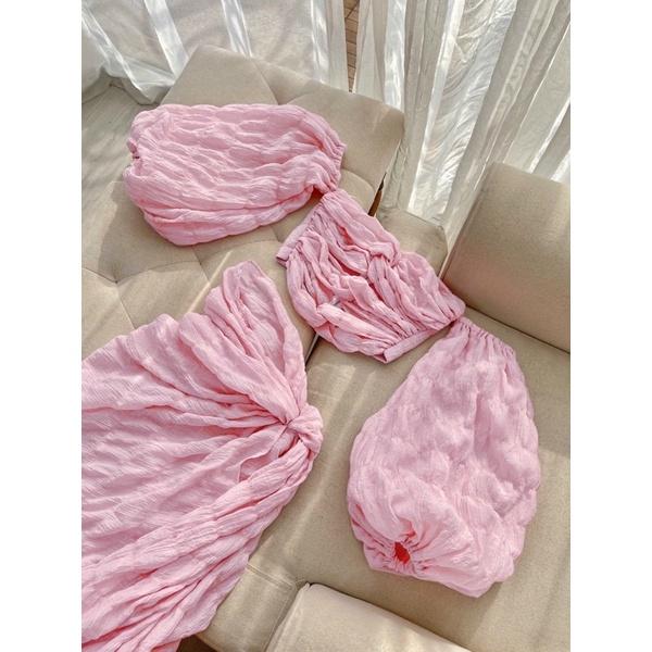 Set trễ vai ngực tay phồng xanh hồng