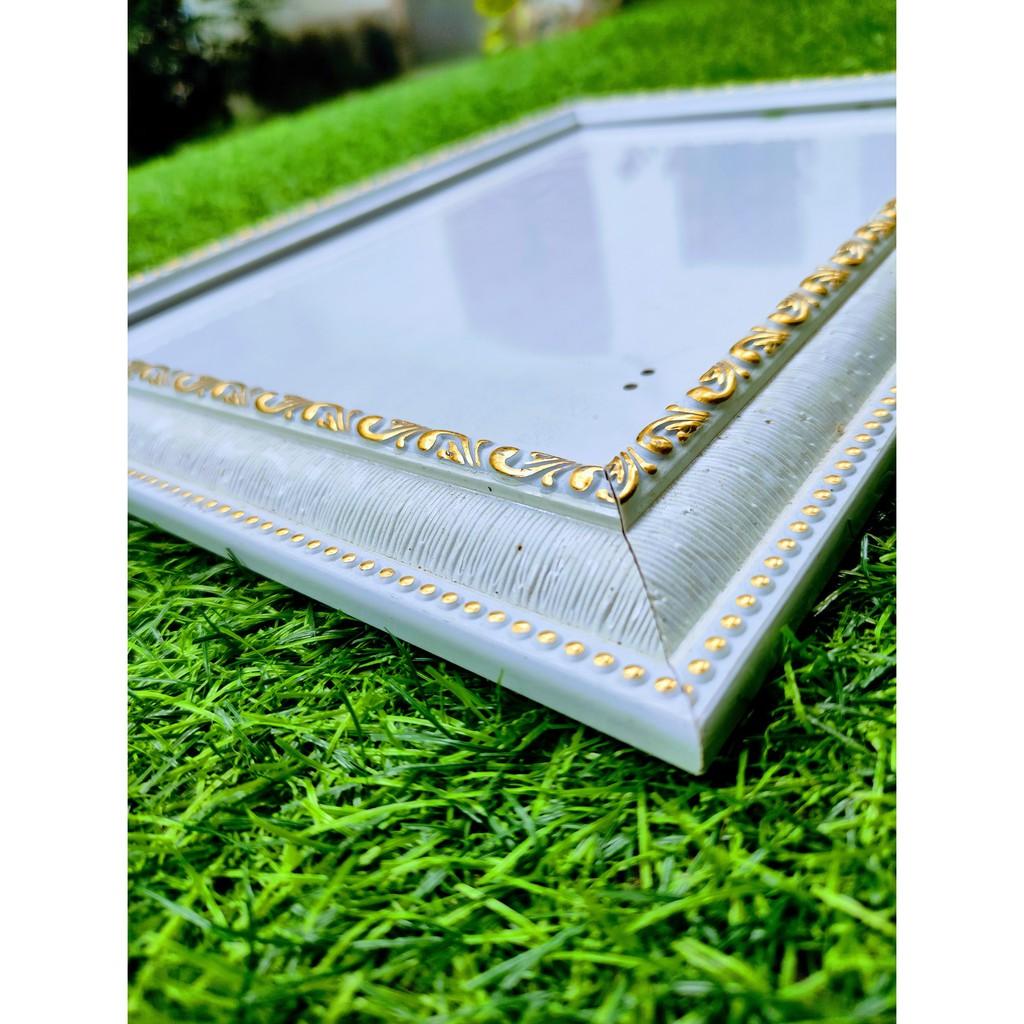 -Khung Bằng Khen loại viền cong đẹp kích thước A4 ,.