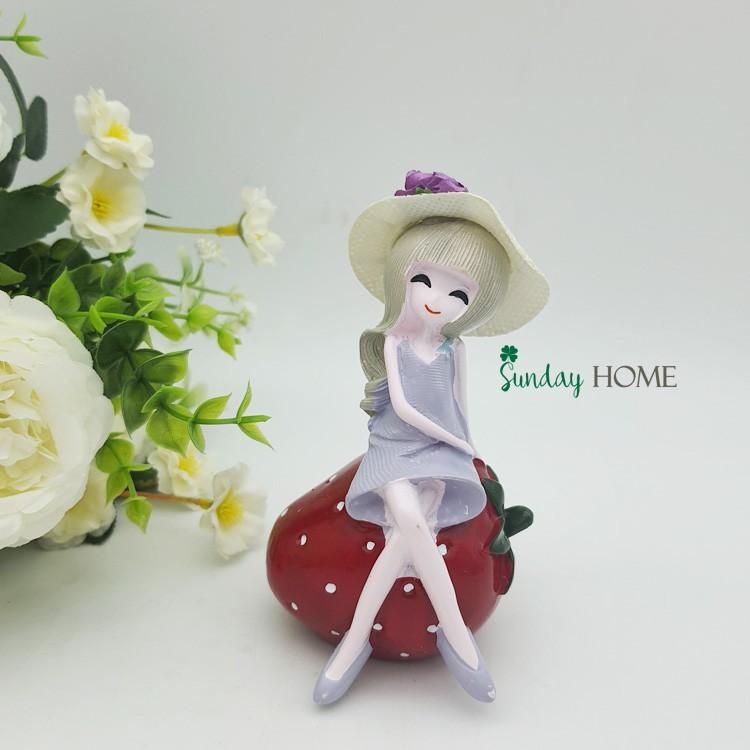 Búp bê cô gái trái cây trang trí bàn làm việc, bàn học, để ô tô