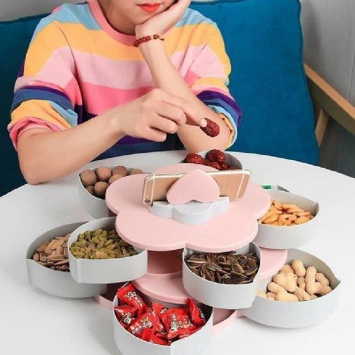 Khay Đựng Mứt Kẹo Tự Xoay Hình Cánh Hoa Kiểu 2 Tầng Đường kính xoay 43 cm. Shop giao mầu ngẫu nhiên