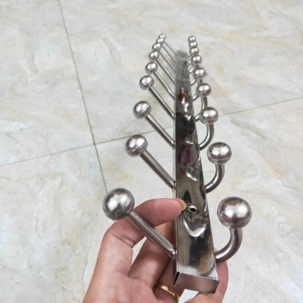 Thanh treo quần áo nhà tắm hoặc phòng ngủ Inox 9 móc dài 67 cm