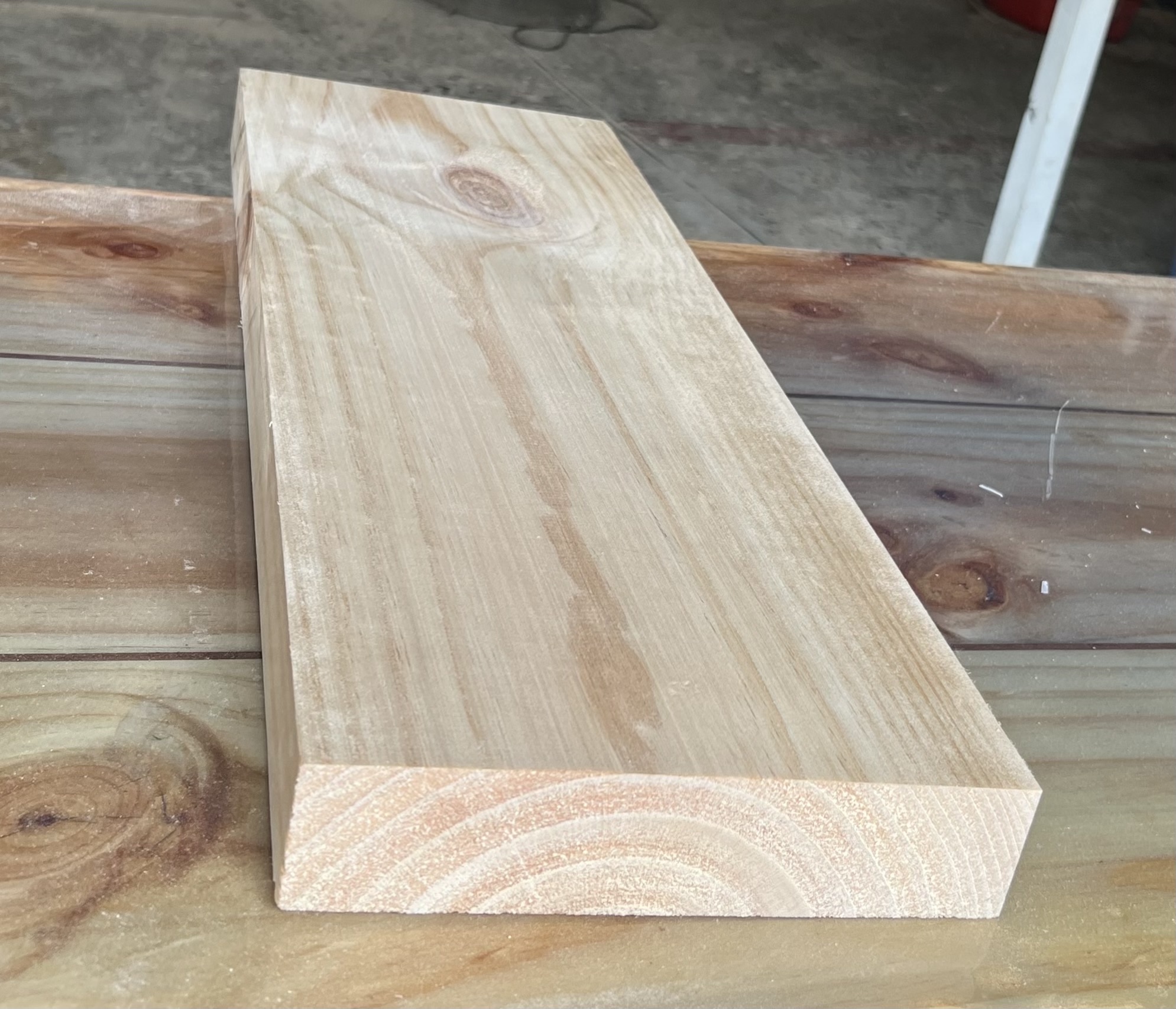 Tấm gỗ thông nguyên khối 80x24x4