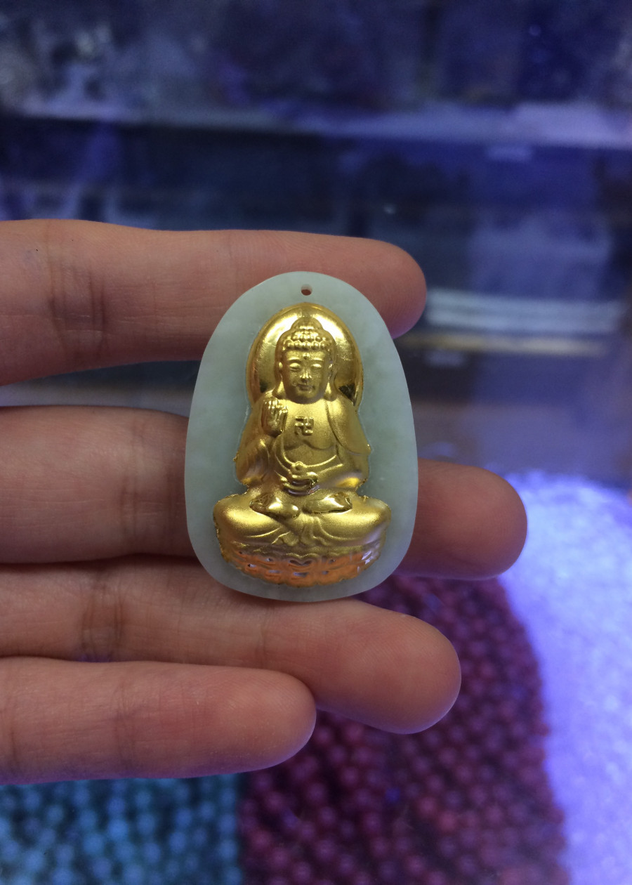 Phật Bản Mệnh A Di Đà ngọc Nephrite mạ vàng