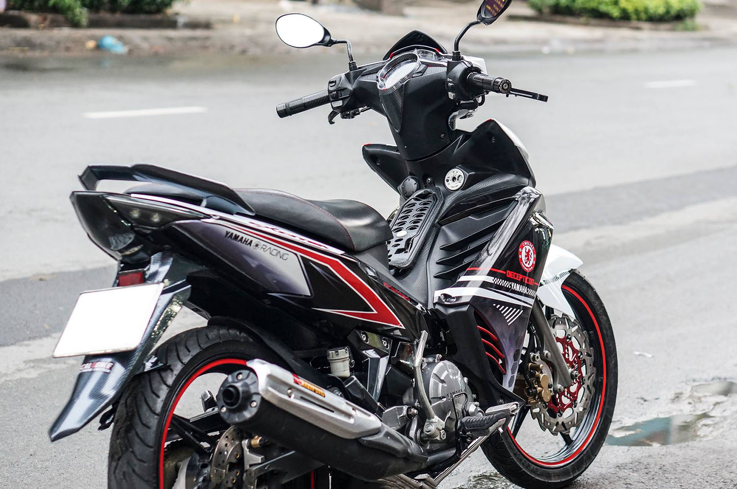 Tem trùm Exciter 135 Red Black Decepticon
