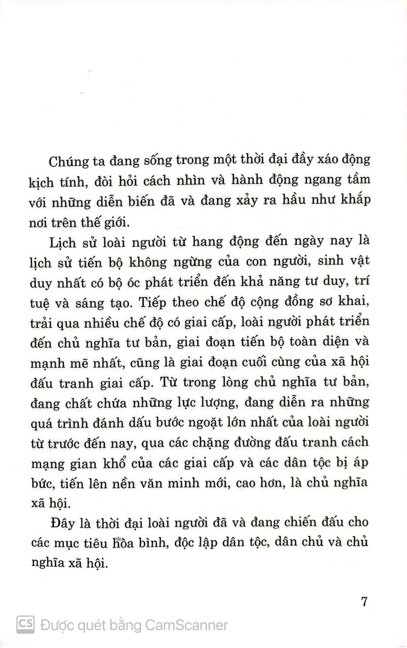 Hồ Chí Minh - Quá khứ, hiện tại và tương lai