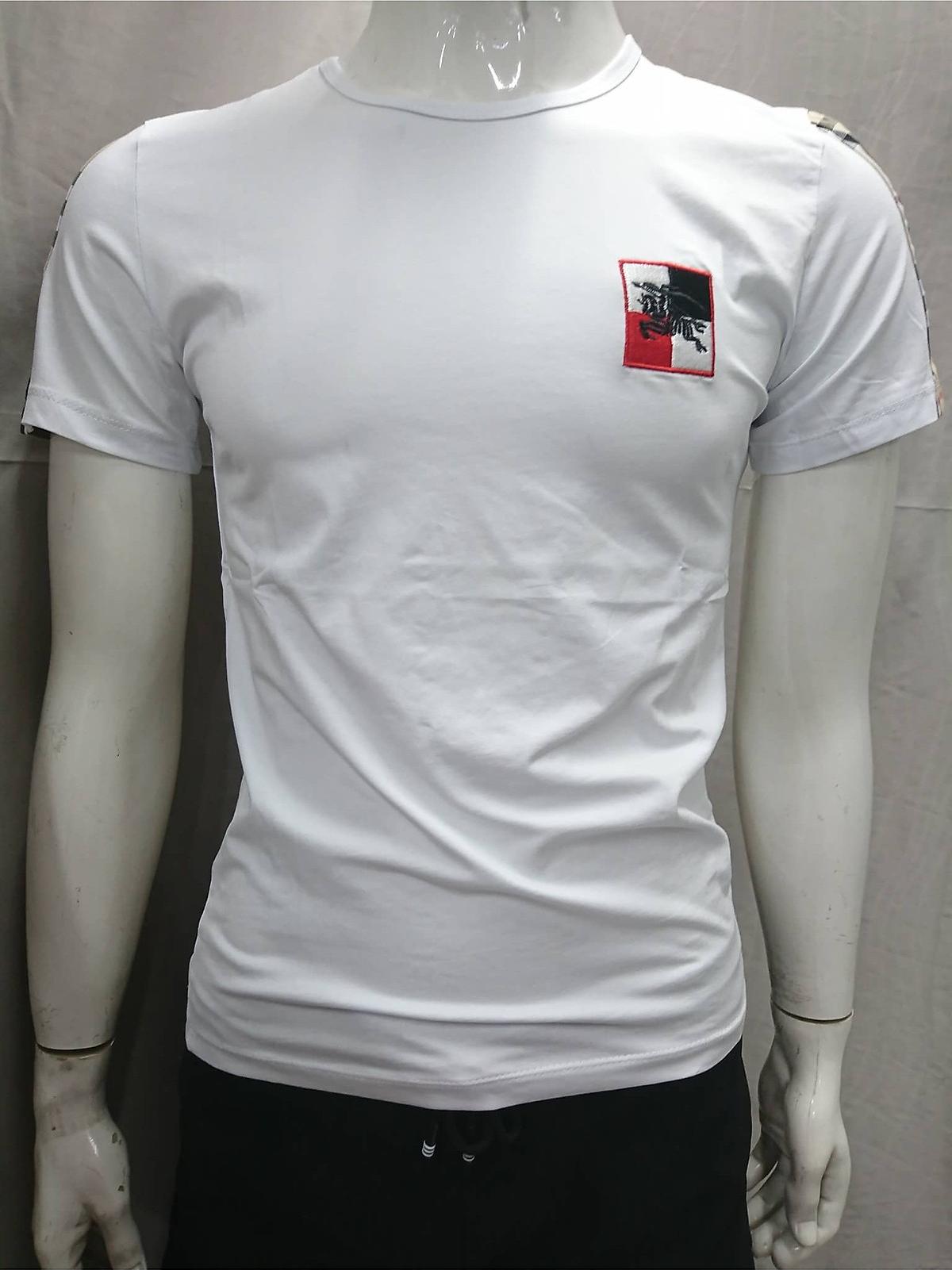 Áo thun Nam thiết kế sang trọng chất vải cotton cao cấp co giãn nhẹ dễ phối đồ phù hợp với xu hướng giới trẻ hiện nay