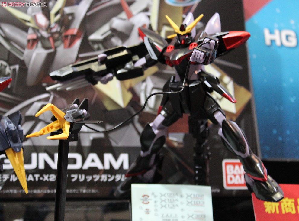 MÔ HÌNH LẮP RÁP BLITZ GUNDAM HG SEED 1/144 BANDAI