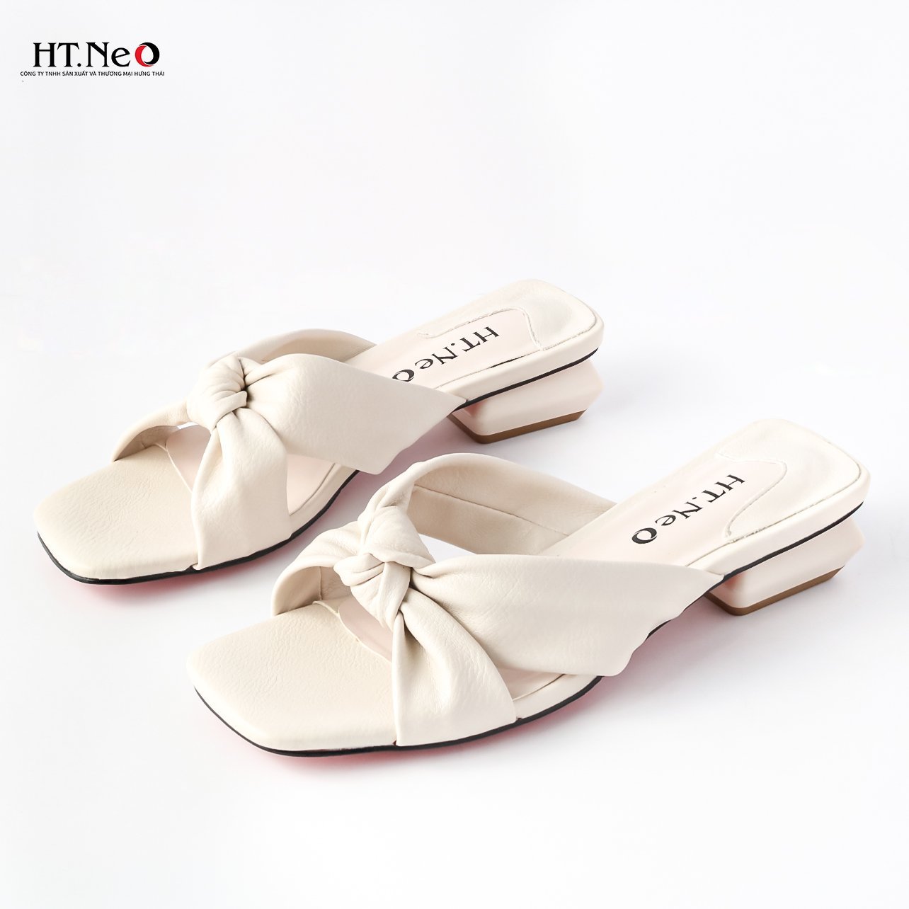 Sandal nữ HT.NEO gót vuông thiết kế đơn giản, trẻ trung, quai da thắt nơ, da cao cấp SDN68