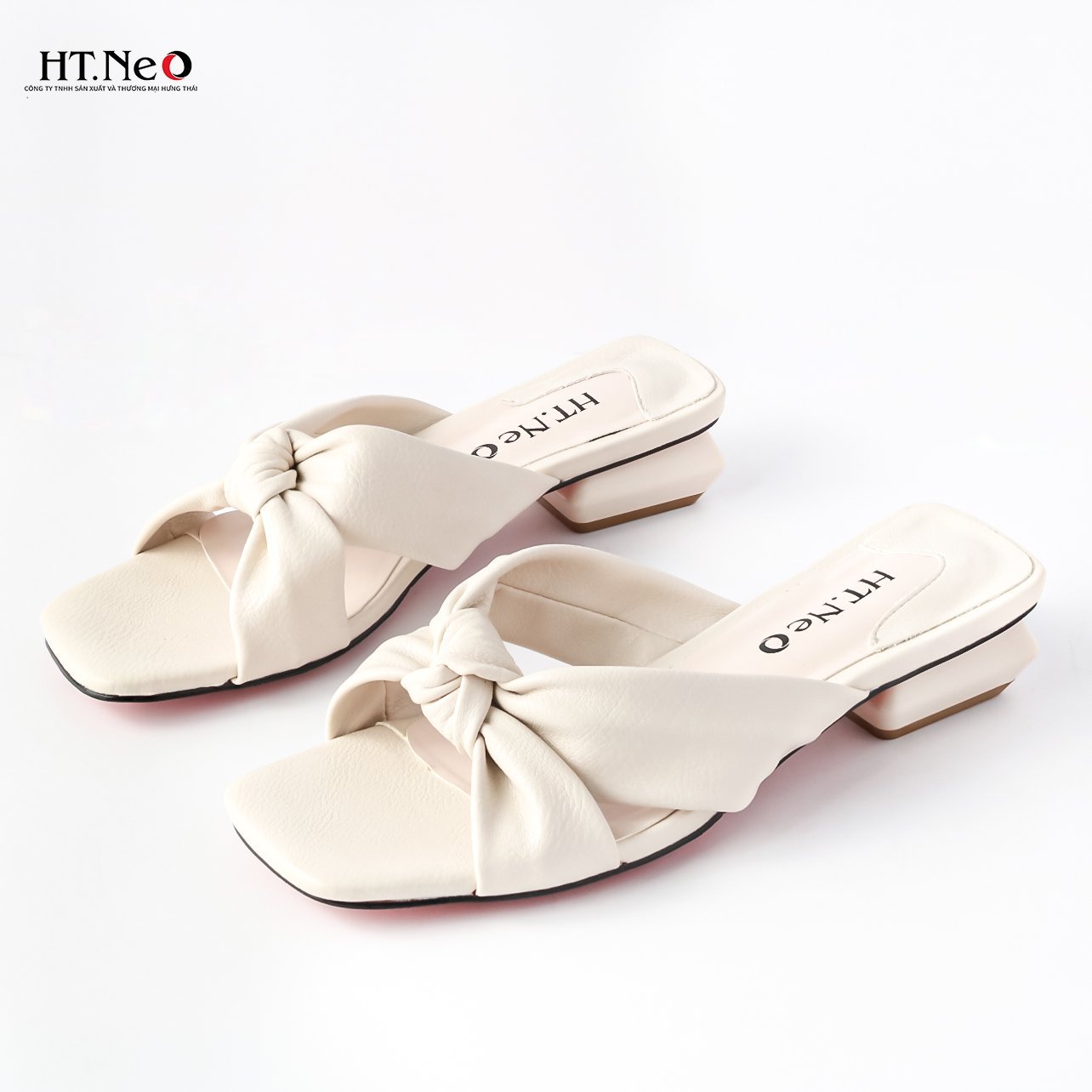 Sandal nữ HT.NEO gót vuông thiết kế đơn giản, trẻ trung, quai da thắt nơ, da cao cấp SDN68
