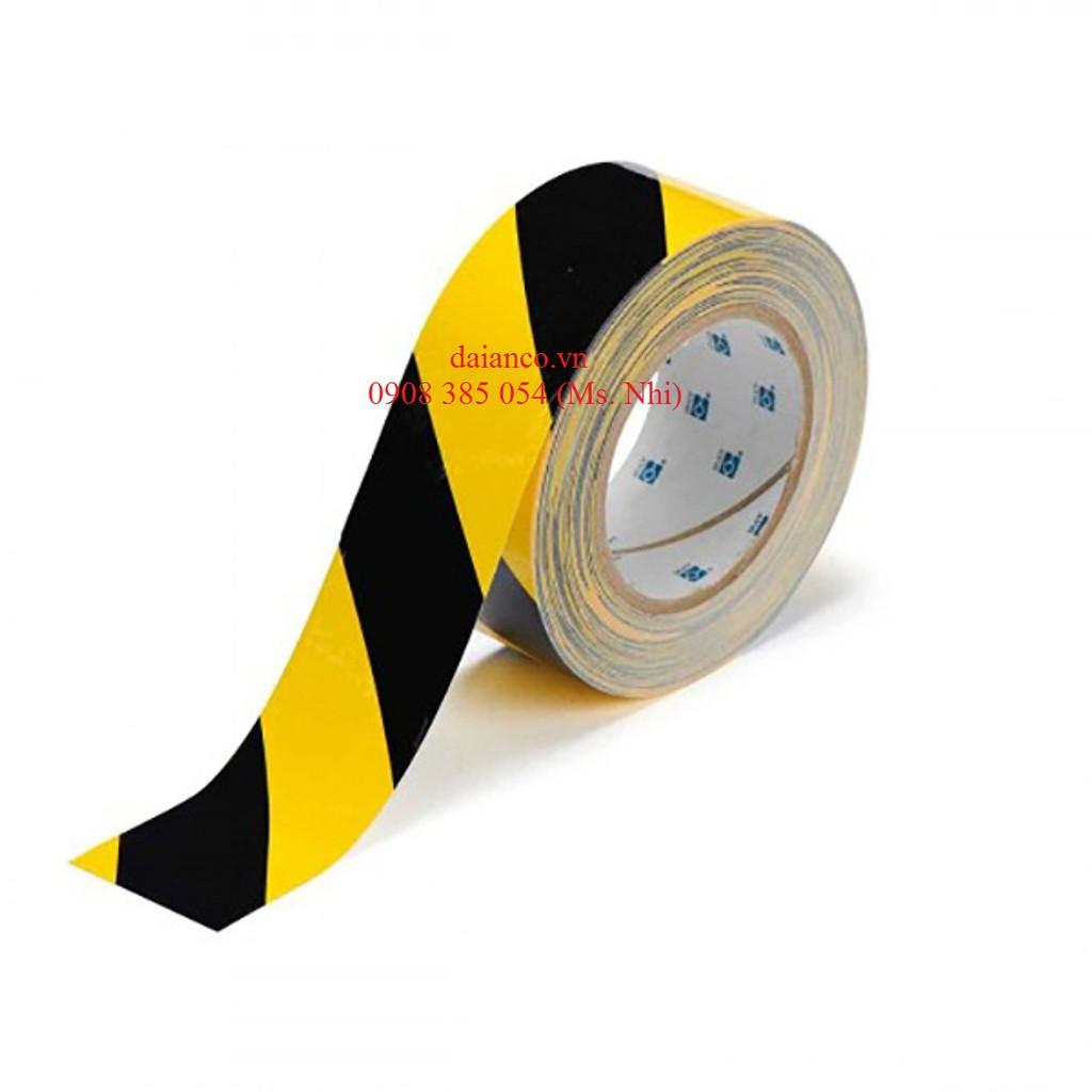 Băng keo phản quang dán nền cảnh báo- Băn keo dán phân luồng- Bản rộng 5cm, dài 40m (vàng sọc đen)- Có sẵn