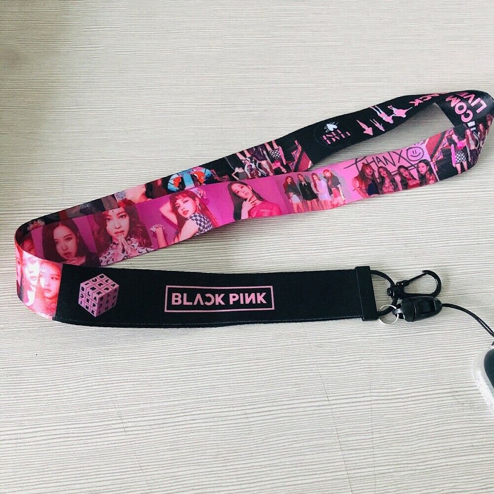 Dây đeo thẻ Blackpink móc đeo điện thoại Blink