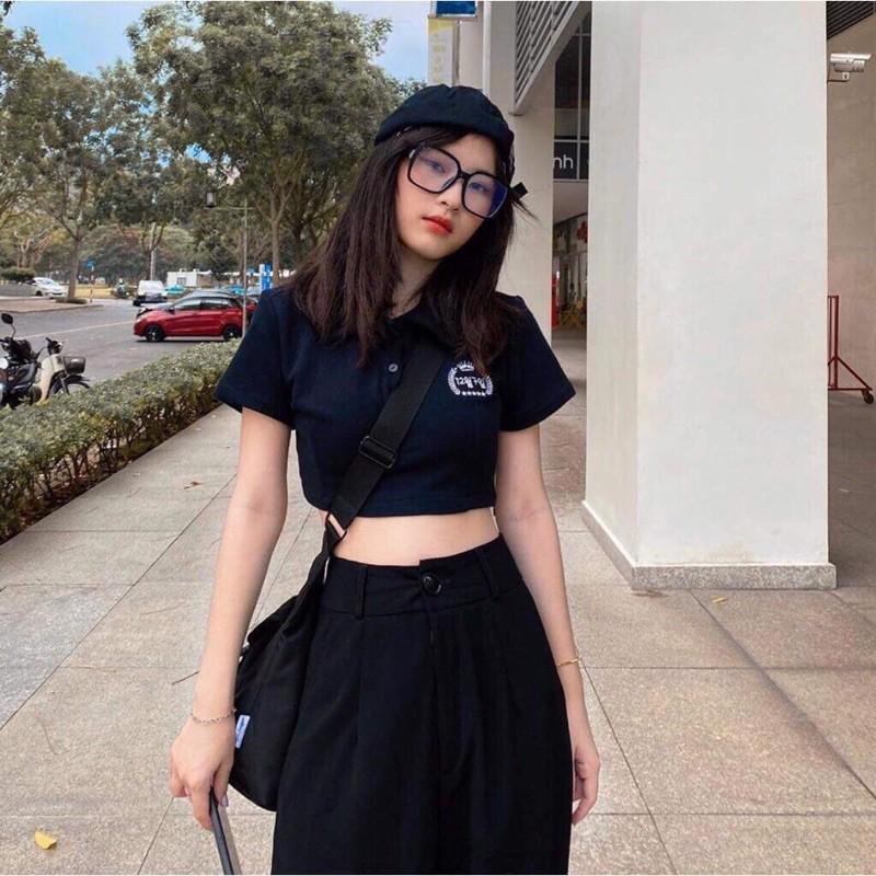 Áo Polo Croptop Cổ Trụ Thêu Chữ Hàn Quốc Nữ