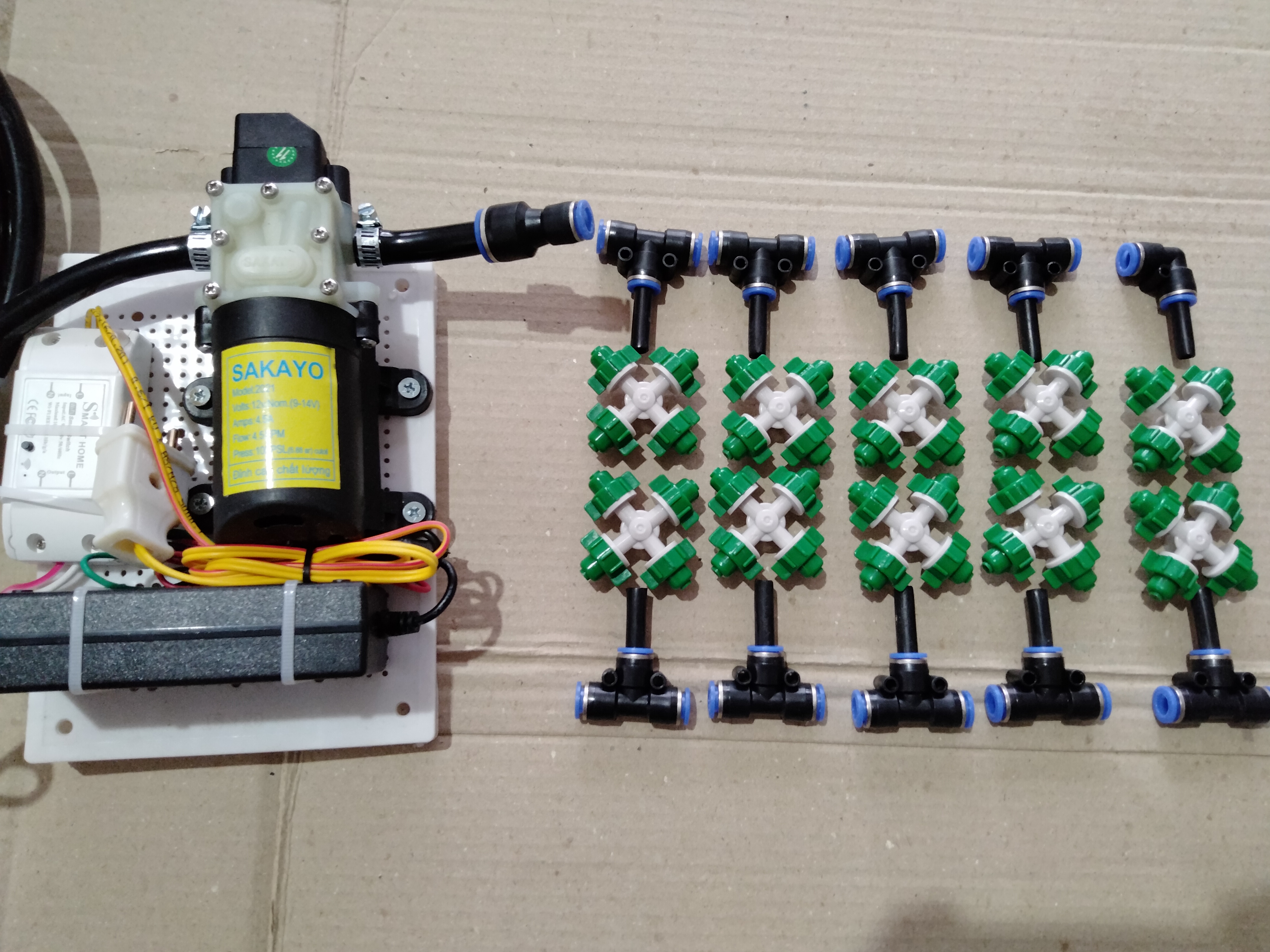 Bộ phun sương tưới lan 6béc 4hướng.10-15m2