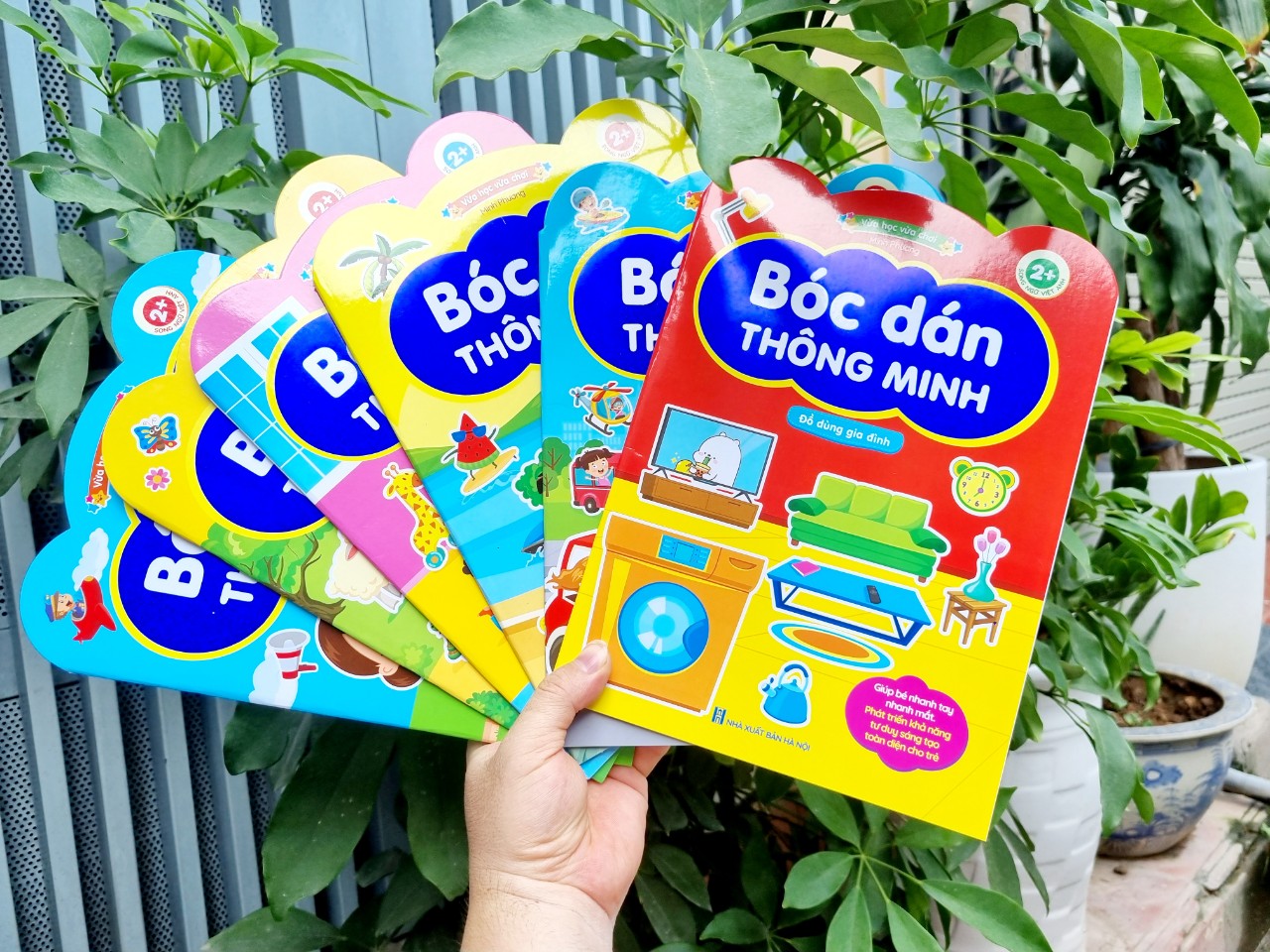 sách - bóc dán thông minh song ngữ việt anh dành cho trẻ từ 2-6 tuổi (bộ 6 cuốn)