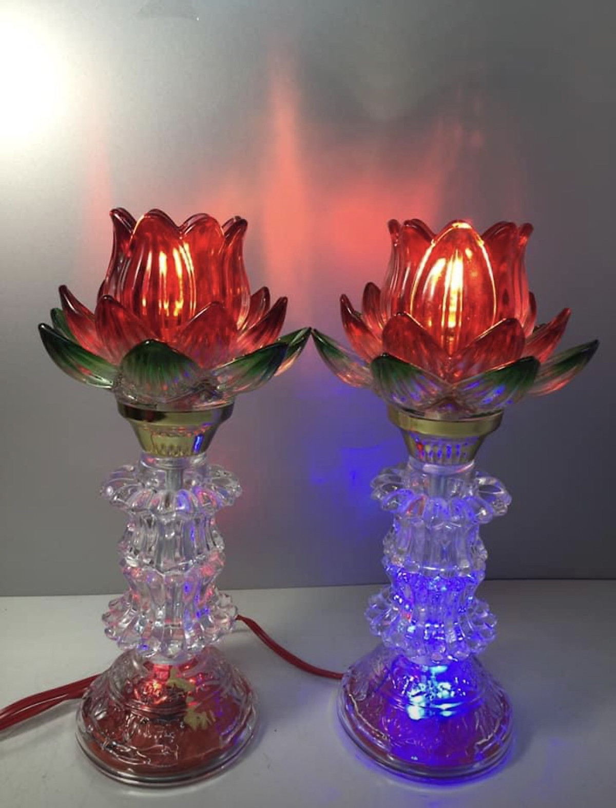 Đèn thờ điện cánh thuỷ tinh 3 lớp lá xanh bóng led , BH151