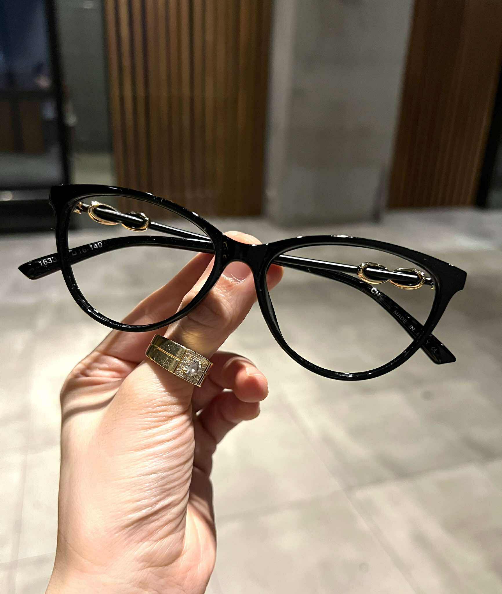 Kính Mắt mèo gọng xoắn sang chảnh thời trang Ulzzang Hàn Quốc