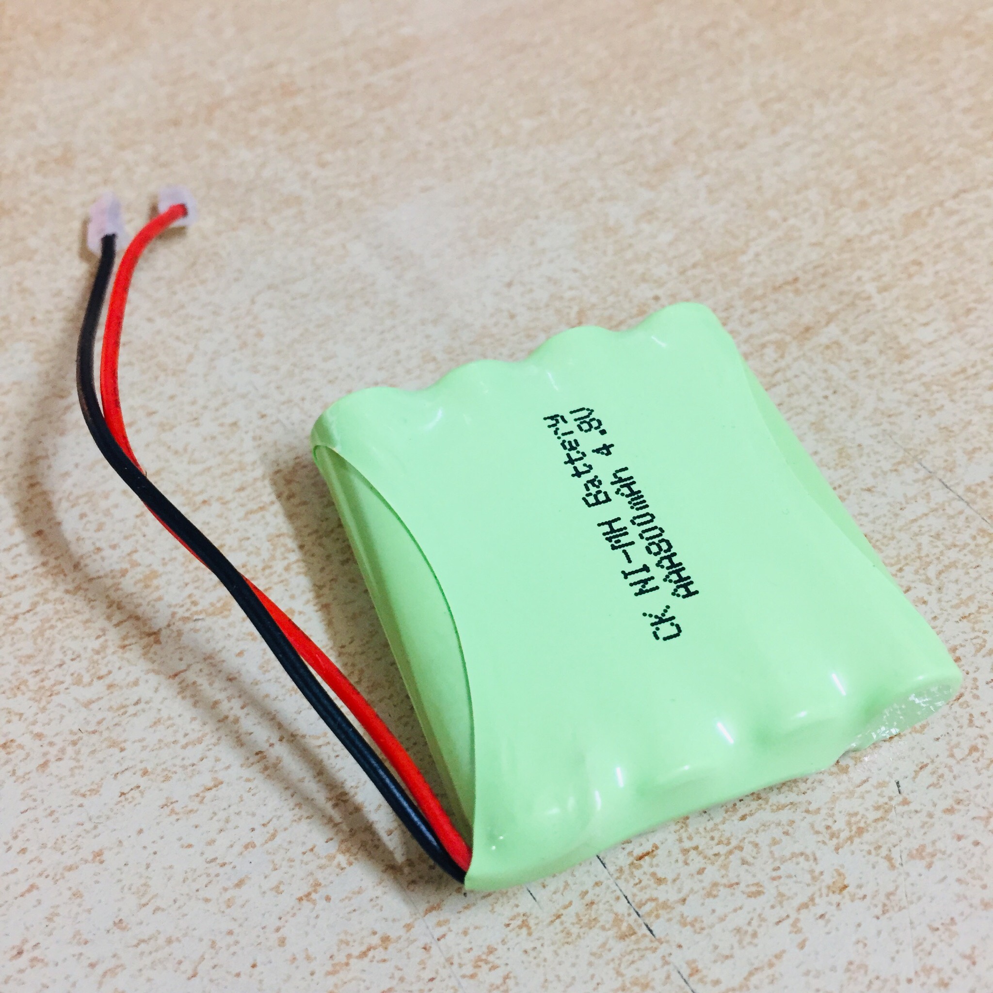 Pin sạc AAA điện áp 4.8V dung lượng 800mAh