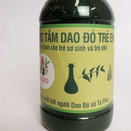 Nước Tắm Dao Đỏ cho Trẻ Sơ Sinh và Trẻ Nhỏ